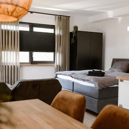 De La Rue Vakantiesuites Sleeuwijk Esterno foto