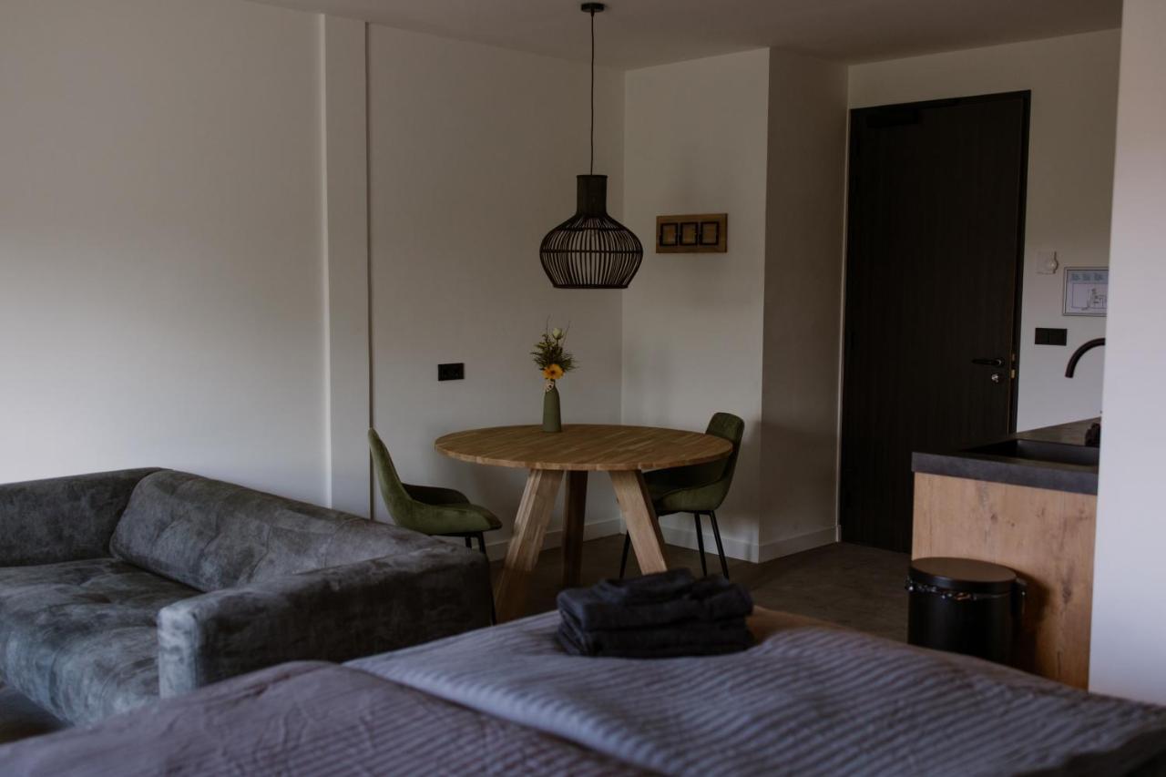 De La Rue Vakantiesuites Sleeuwijk Esterno foto