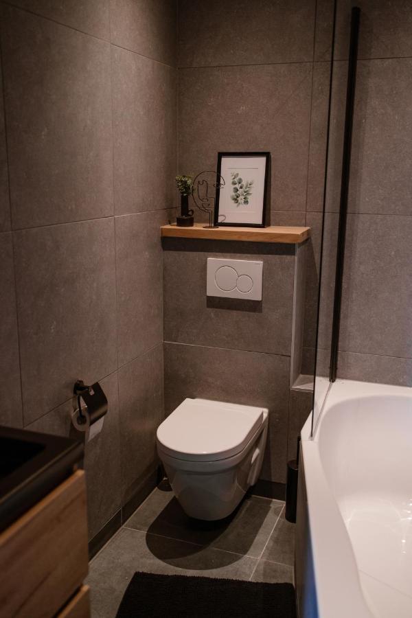 De La Rue Vakantiesuites Sleeuwijk Esterno foto