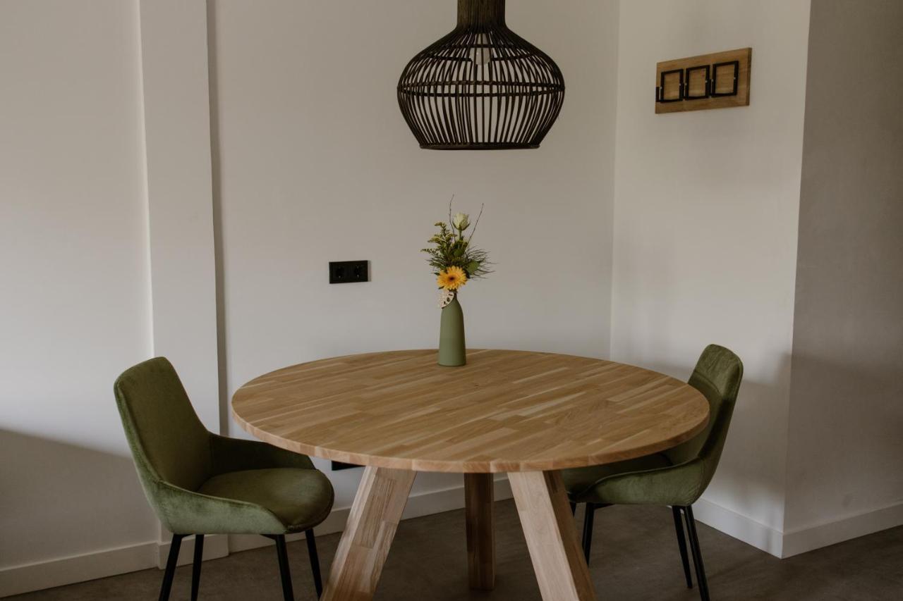 De La Rue Vakantiesuites Sleeuwijk Esterno foto